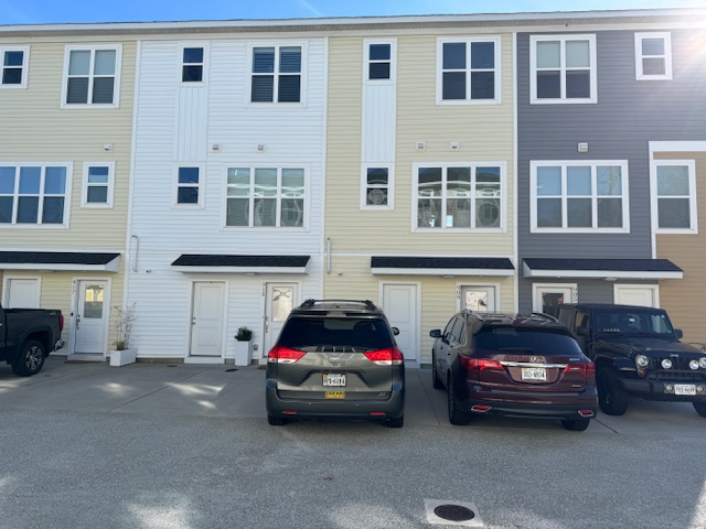 909 Baltic Avenue - 1